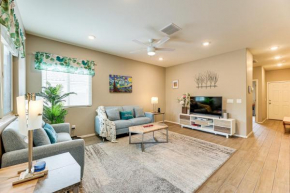 Quiet Casa Grande House Next to Villago Park!